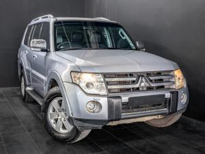 Mitsubishi Pajero 5-door 3.2DI-D GLS - Image 17