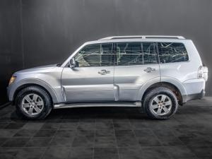 Mitsubishi Pajero 5-door 3.2DI-D GLS - Image 19