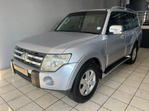 Mitsubishi Pajero 5-door 3.2DI-D GLS - Image 1