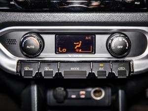 Kia Rio hatch 1.4 Tec - Image 8