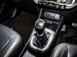 Kia Rio hatch 1.4 Tec - Image 9