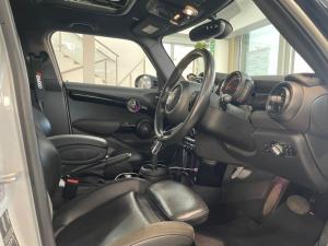 MINI Hatch Cooper S Hatch 5-door - Image 9