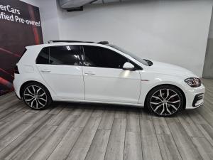 Volkswagen Golf GTI - Image 13