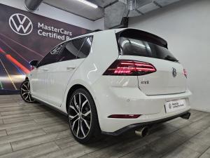 Volkswagen Golf GTI - Image 4