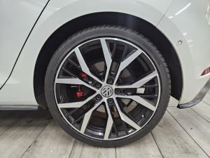 Volkswagen Golf GTI - Image 5