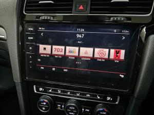 Volkswagen Golf GTI - Image 8