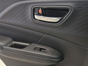 Suzuki Swift 1.2 GL+ auto - Image 13