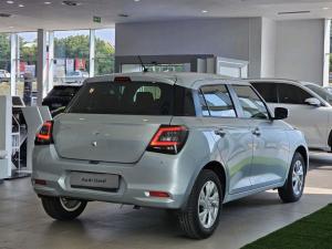 Suzuki Swift 1.2 GL+ auto - Image 6