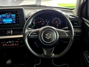 Suzuki Swift 1.2 GL+ auto - Image 9