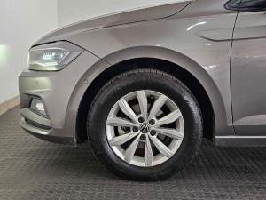 Volkswagen Polo hatch 1.0TSI Comfortline auto - Image 9
