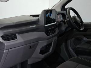 Volkswagen Transporter 2.0TDI Kombi SWB Basic - Image 15