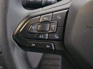 Volkswagen Transporter 2.0TDI Kombi SWB Basic - Image 17