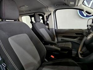Volkswagen Transporter 2.0TDI Kombi SWB Basic - Image 19