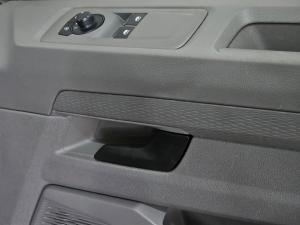 Volkswagen Transporter 2.0TDI Kombi SWB Basic - Image 25