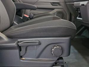Volkswagen Transporter 2.0TDI Kombi SWB Basic - Image 29