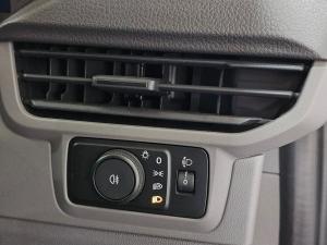 Volkswagen Transporter 2.0TDI Kombi SWB Basic - Image 30
