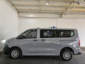 Volkswagen Transporter 2.0TDI Kombi SWB Basic - Image 8