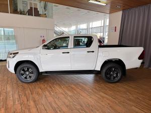Toyota Hilux 2.4GD-6 double cab 4x4 Raider manual - Image 13