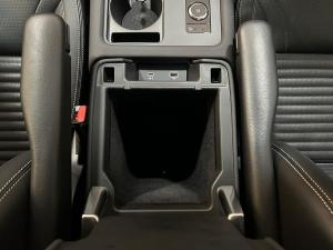 Land Rover Discovery P360 R-Dynamic SE - Image 18