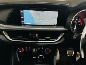 Alfa Romeo Stelvio 2.0T Super Q4 - Image 10