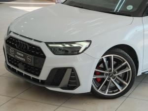 Audi A1 Sportback 40TFSI S line - Image 6
