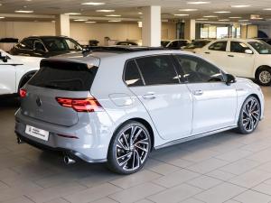 Volkswagen Golf GTI - Image 11