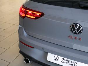 Volkswagen Golf GTI - Image 12