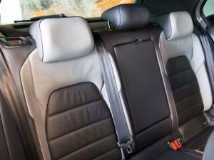 Volkswagen Golf GTI - Image 16