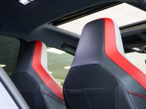 Volkswagen Golf GTI - Image 25