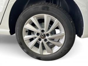 Volkswagen Polo Vivo hatch 1.4 Life - Image 14