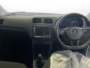 Volkswagen Polo Vivo hatch 1.4 Life - Image 11