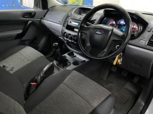 Ford Ranger 2.2TDCi (aircon) - Image 13