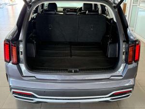 Kia Sorento 2.2D EX+ AWD automatic - Image 5