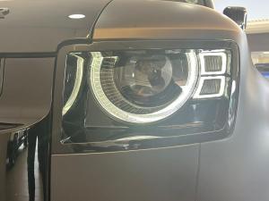 Land Rover Defender 110 D350 X - Image 11