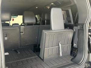 Land Rover Defender 110 D350 X - Image 24
