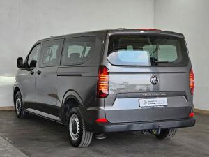 Volkswagen Transporter 2.0TDI crew bus LWB 8-seater auto - Image 10