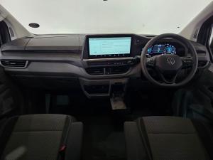 Volkswagen Transporter 2.0TDI crew bus LWB 8-seater auto - Image 18