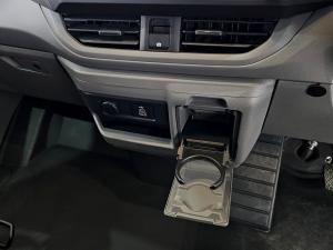 Volkswagen Transporter 2.0TDI crew bus LWB 8-seater auto - Image 22
