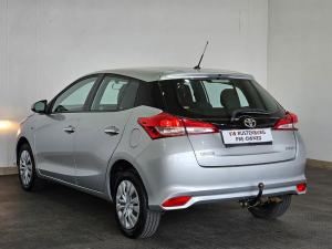 Toyota Yaris 1.5 Xi - Image 10