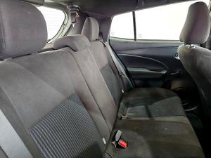Toyota Yaris 1.5 Xi - Image 19