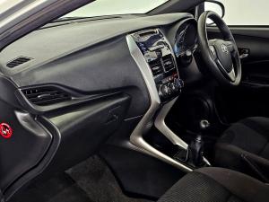 Toyota Yaris 1.5 Xi - Image 20