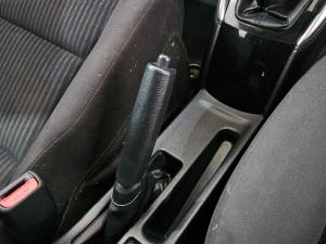 Toyota Yaris 1.5 Xi - Image 22