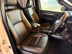 Toyota Hilux 2.8GD-6 double cab Legend RS auto - Image 16