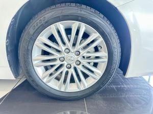 Lexus ES 250 EX - Image 12