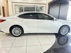 Lexus ES 250 EX - Image 8