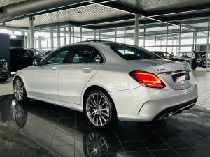 Mercedes-Benz C-Class C180 - Image 11