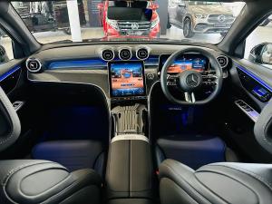 Mercedes-Benz GLC GLC220d 4Matic AMG Line - Image 3