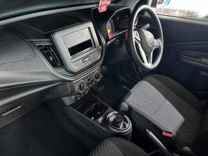 Toyota Vitz 1.0 - Image 11