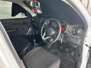 Toyota Vitz 1.0 - Image 8