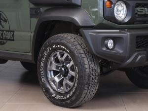 Suzuki Jimny 1.5 GLX AllGrip 3-door auto - Image 6